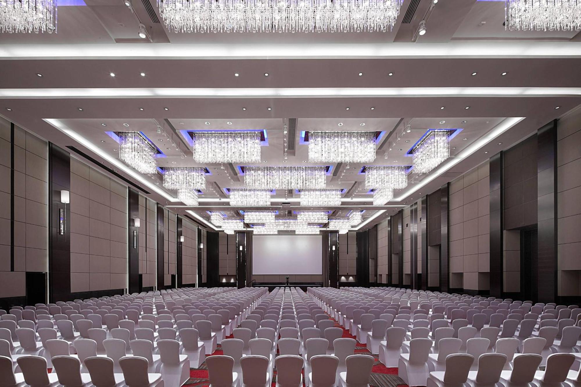 Jw Marriott Hotel 5*